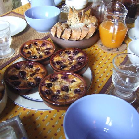 Bize de la Tour Bed & Breakfast Saint-Bonnet-du-Gard Dış mekan fotoğraf