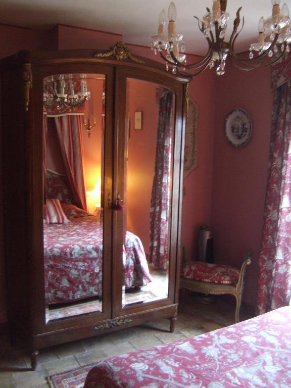 Bize de la Tour Bed & Breakfast Saint-Bonnet-du-Gard Oda fotoğraf