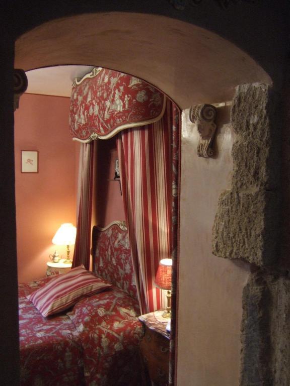 Bize de la Tour Bed & Breakfast Saint-Bonnet-du-Gard Oda fotoğraf